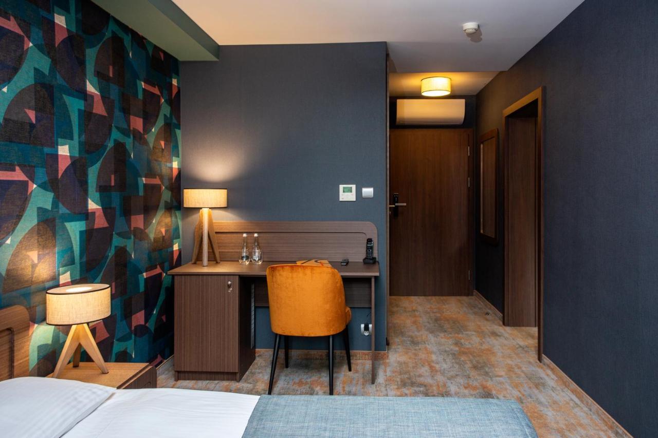 פז'יז'ינה Hotel Styl 70 מראה חיצוני תמונה